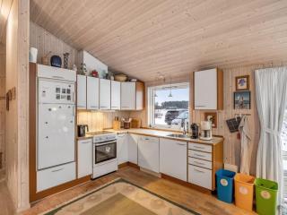 Holiday Home Gebko - 750m from the sea by Interhome - 7