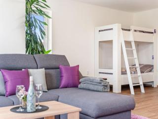 Apartment Happy Home by Interhome - 2
