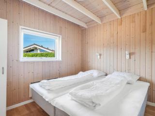 Holiday Home Eve - 700m from the sea by Interhome - 1