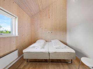Holiday Home Eve - 700m from the sea by Interhome - 2