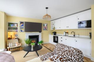 City Road Apartment - St Andrews - 4