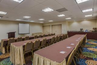 Holiday Inn Express & Suites Orlando International Airport by IHG - 9