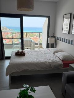 Caesar Blue Studio Sea View Apartment - 7