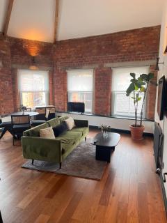 Luxury Warehouse Apartment Manchester City Centre - 2