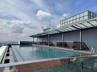 Infinity Pool Seaview Malacca 2-6 pax 5minJonker - 9