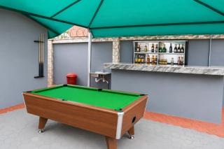 Spacious 2-Bedroom Diamond Suite in Ota - 2