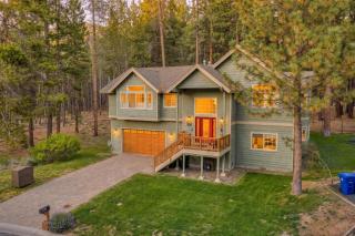 South Lake Tahoe Retreat - Pool Table & BBQ Grill - 0