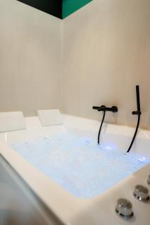 Capsule Las Vegas - Poker - Balneo - Sauna - 3