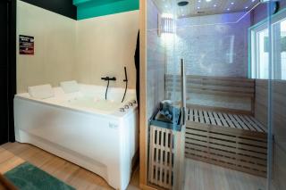 Capsule Las Vegas - Poker - Balneo - Sauna - 8