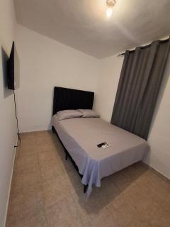 Acogedor Departamento Entero - 4