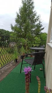 Zielony Azyl obszerny apartament z balkonem i garazem - 4