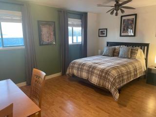 Bayside Inn - 1