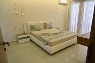 Apartamento con terraza frente mar, a pie de agua - 2