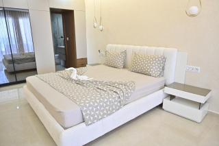 Apartamento con terraza frente mar, a pie de agua - 1