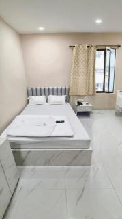 BK International Guest House - 8