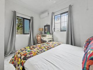 2BR Ground-Floor Flat - AC - La Gaulette - 4
