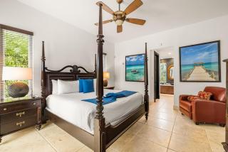 Luxe Villa Siena with Private Guest Suite - 4