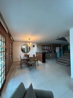 Casa completa para 13 pessoas, 5 suítes, área gourmet - 4