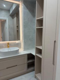 Elegant 2-bedroom apartment in a new building - 5
