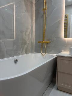 Elegant 2-bedroom apartment in a new building - 2