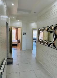 Sunny Central Apartment - 3