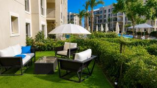 Chalet with garden-marassi marina 2- Pool View - 4