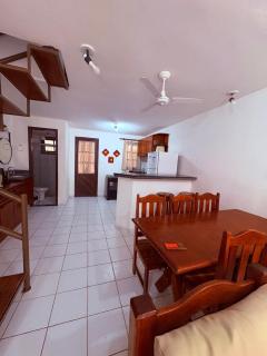 Condominio com piscina e ótima localização. - 2