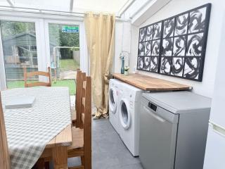 ONYX 4BR home near Computing History Museum - 6