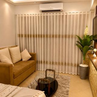 Modern studio with pool view in the city center - 6