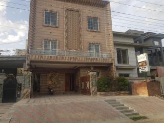Fiora inn Hotel Johar town Lahore - 3