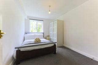 Trelawney Place, close to London - 6