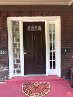 Penn House - Beautiful 3 Bedroom Apartment - 6