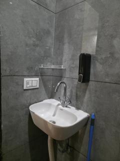 Cozy Apartment in Gurgaon - 6