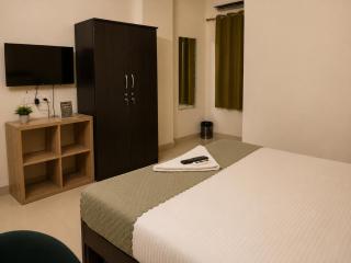 Hotel Skyline Grand Near JNTU College & Metro Station, Kukatpally - 6