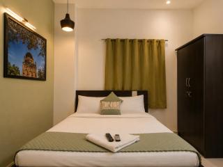 Hotel Skyline Grand Near JNTU College & Metro Station, Kukatpally - 1