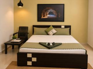 Hotel Skyline Grand Near JNTU College & Metro Station, Kukatpally - 7