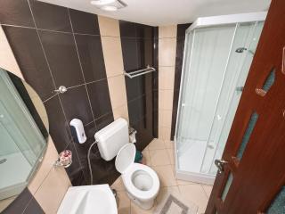 Dona House - 2