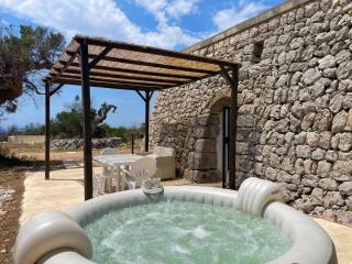 TIPICO TRULLO VISTA MARE - Vasca Idromassaggio Privato - 0