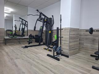 Penthouse-Pool-Jacuzzi-Gym-Sauna- Beach PMT41 - 4
