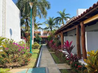Villa en Ixtapa cerca de la Playa Condominio con Alberca - 4