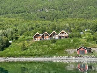 Beautiful Villa with sea view, between Lyngen and Tamok - 0