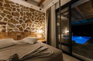 Naxos Royal Villas - 1