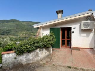 HOST4U - Retreat Zerbo Viesci, 15 minutes from SEA - 7