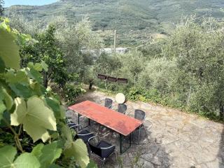 HOST4U IMPERIA - Splendinda Casa immersa nella Natura, a soli 15 minuti dal Mare - Chiusavecchia - 0