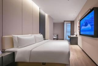 Atour Hotel Hangzhou Hubin Pinghai Road - 1