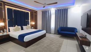 Hotel The Tark Near IGI Airport Delhi - 9