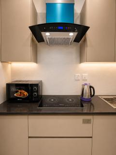 ALAYA EXECUTIVE SUITES with multiple 1 BHK options in Lahore Main Boulevard, Gulberg III - 6