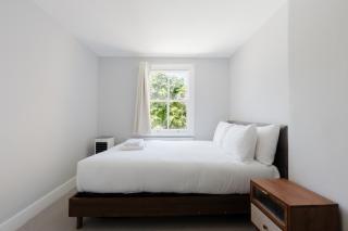 Sunny 3BDR Family Home in Clapham - 0