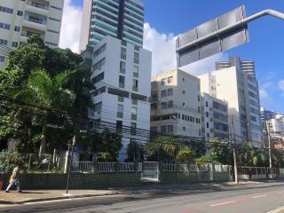 Studio compacto em frente ao shopping barra - 5