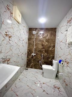 Hotel Regent DHA - 5